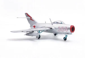 AMER COM Soviet Air Force MiG-15 Fagot Fighter 1/72 Diecast Aircraft Jet Model - Picture 1 of 6