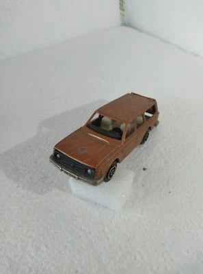  Majorette Volvo 245 DL n°220 ech 1:60 - Photo 1/3