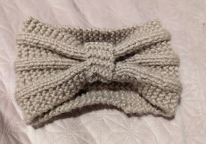 A handmade, turban style knitted earwarmer/messy bun headband - Picture 1 of 1