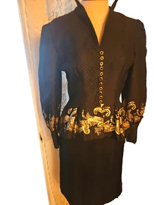 VINTAGE 1990'S IMPECCABLY TAILORED PAULINE TRIGERE SKIRT SUIT GOLD LAME TRIM S - Picture 1 of 14