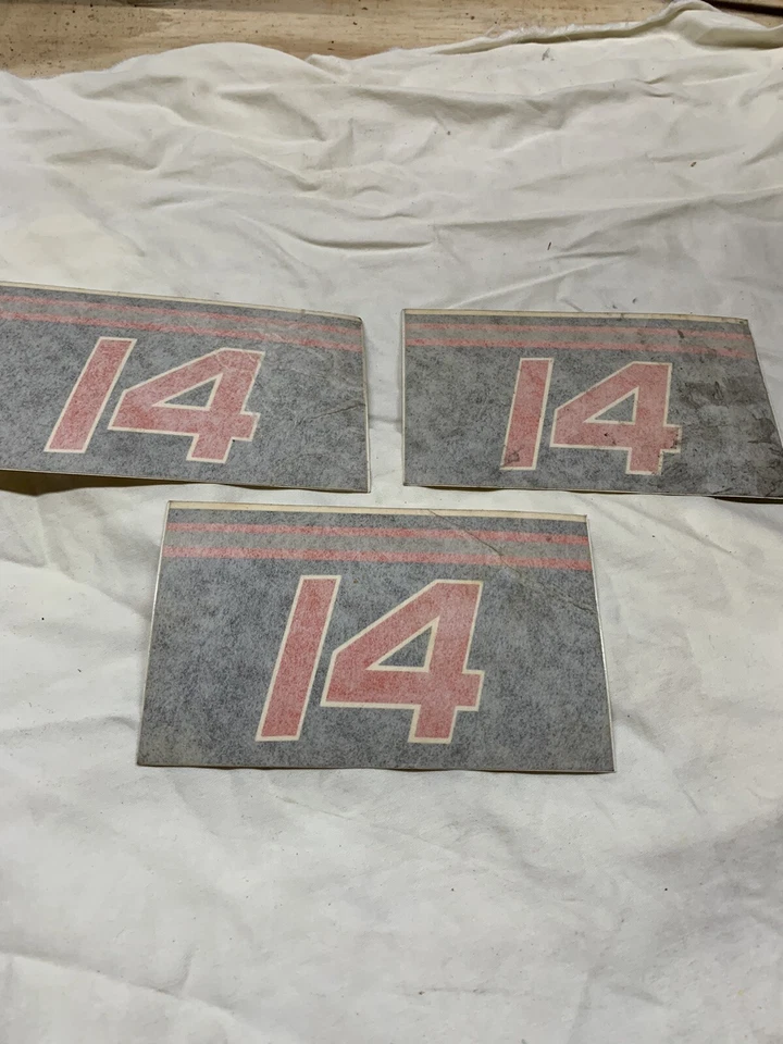 EVINRUDE/JOHNSON ( 14 ) OUTBOARD BOAT MOTOR DECAL/ STICKER ( ORIGINAL OEM ) - Image 1 of 4