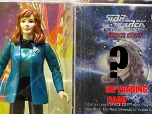 Dr. Beverly Crusher in Medical Coat 93 Playmates Star Trek TNG Next Gen Sealed - Bild 1 von 32