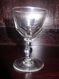 Petit verre ancien en verre soufflé - Imagen 1 de 1