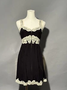 Betsey Johnson Vtg Black Zip Front Tie Back Silk Dress Ivory Chantilly Lace S: 0 - Picture 1 of 7