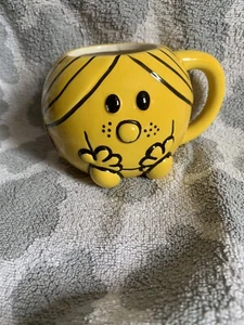 MR MEN - Little Miss Sunshine Yellow Children's Character Ceremic Mug 2013 Thoip - Picture 1 of 6