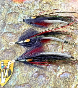 Moscas 3 V Fly 3 pulgadas Ultimate Pearl Alexandra serpiente salmón y trucha marina moscas - Imagen 1 de 3