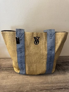 Borsa da spiaggia Victoria Secret piscina paglia tessuto rafia beige blu logo G11 - Foto 1 di 4