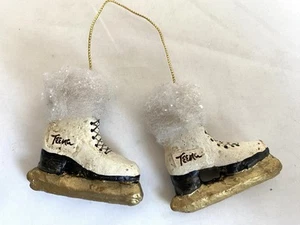 TEENA FLANNER Ice Skates Christmas ORNAMENT | 2” Primitive Xmas Signed Ornament - Picture 1 of 4