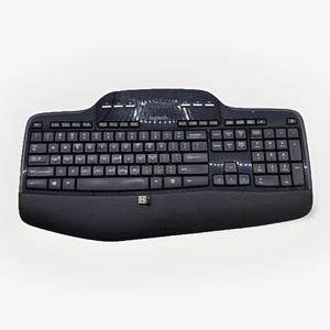 Logitech MK710 Tastiera Scrivania Wireless Ergonomica Nera Unificante Ricevitore USB - Foto 1 di 5