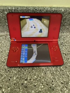 Nintendo DSi XL Console Red Mario working Broken Hinge - Picture 1 of 6