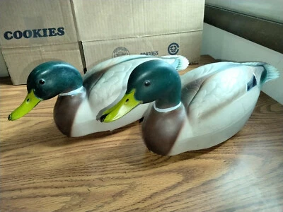 2 Mallards - Vintage Duck Decoy 1954 J.S. McGuire Featherlite FD4 Plastic - Image 1 of 4