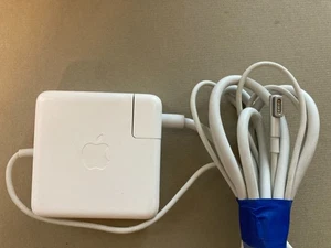 Genuine 60 Watt Power Adapter/Charger for Apple MacBook, Model: A1344 - Picture 1 of 3