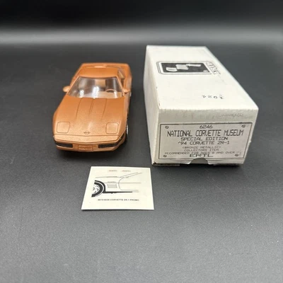 1994 Chevrolet Corvette Convertible National Corvette Museum Special Editon 1/24 - Image 1 of 4