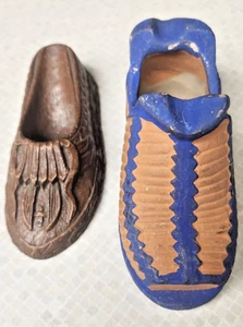 Pfeifenhalter Vintage Schuhfiguren Ton & geschnitztes Holz Mokassin - Bild 1 von 6