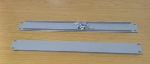 2 Pcs 1U Rack Blanking Plate Aluminum for 19 in Server Rack Cabin + screws - Photo 1/1