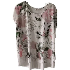 Ladies Floral Front Dipped Hem Capped Sleeve Size 26 New - Picture 1 of 3