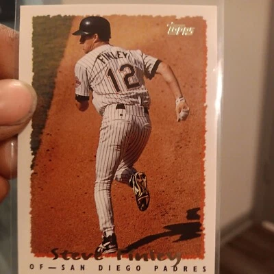 1995 Topps Traded San Diego Padres Baseball Card #91T Steve Finley - Image 1 of 2