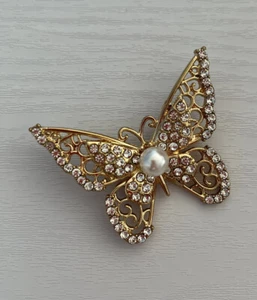 Bellissima Spilla Nuova Finta Perla e Strass Farfalla Tono Oro S-08 - Foto 1 di 2