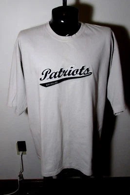 Camisa "Patriots" REEBOK Gridiron Tostada "Patriots" Cuello Redondo Para Hombre Talla 2XL Foto 1 de 4