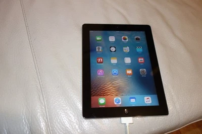 Apple iPad 2 Celular A1396 WIFI 32GB Tablet - Image 1 of 4