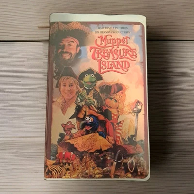 Muppet Treasure Island (VHS, 1996) Jim Henson - Clamshell - Image 1 of 4