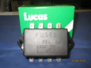 LUCAS 7FJ 4FUSE BOX & COVER COPERCHIO MINI AUSTIN MORRIS RILEY WOLSELEY TRIUMPH f2c - Foto 1 di 2