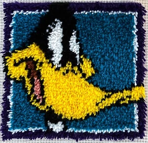 COMPLETED Looney Tunes DAFFY DUCK Finished Latch Hook Cartoon Vintage 13” x 13” - Picture 1 of 4