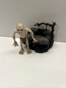Lord of the Rings Gollum Action Figure+ Rock Marvel 2003 - Picture 1 of 4