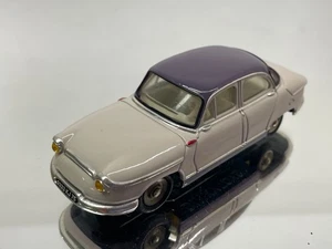 DINKY TOYS FRANCE 547 PANHARD PL17 - CODE 3 -CREME+PURPLE 1:43- GOOD - 532 - Imagen 1 de 6