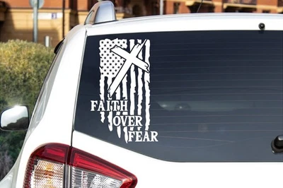 Calcomanía de vinilo Faith Over Fear bandera americana Jesucristo muchos colores y tamaños Foto 1 de 4