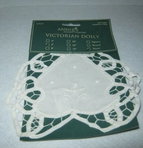 Annie's Collection - Victorian Doily - 6 Inch Heart - New - Picture 1 of 3