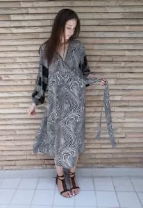 Crepe Silk Summer Wrap Dress Gray Swirl Printed Women Casual Flowy Dress MG1102 - Picture 1 of 12