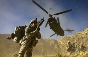 AFGHANISTAN WAR GLOSSY POSTER PICTURE PHOTO BANNER PRINT soldier helicopter 6700 - Picture 1 of 1