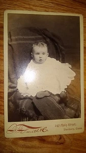 ANTIQUE   REALPHOTO 1890-1905s,."YOUNG BEAUTIFUL KID'S-PORTRAIT"on Studio  Card - Picture 1 of 5