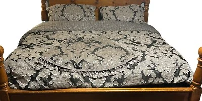 Edredón y almohada Croscill King fundas chocolate marrón topo brocado geométrico Foto 1 de 4