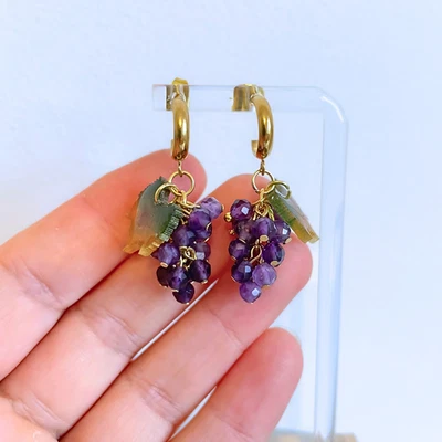 Pendientes Delicados Otoño Viñedo Púrpura Amatista Uva Aro Gota Hojas de Vid Foto 1 de 4