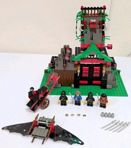 LEGO Castle: Robber's Retreat (6088) NEAR COMPLETE  - Picture 1 of 14