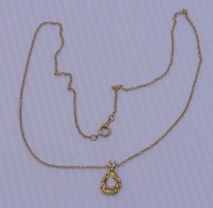 VINTAGE GOLD TONED NECKLACE WITH TEARDROP OPAL STONE PENDANT, 17.5 INCHES - Picture 1 of 3