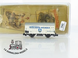 MG745 Escala N MINITRIX 15333 Museumswagen 2004 Güterwagen TRIUMPH-WERKE der DB - Picture 1 of 12