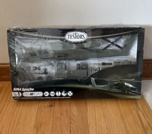 Testors #880001NT Quick Builders-AH64 Apache 1:32 Scale NEW Pre-Weathered Model! - Picture 1 of 3