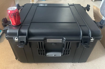 Pelican Case - X Large - Internal Dimen: W 62cm x D 53.5cm x H 34cm - by Starpax - Image 1 of 4