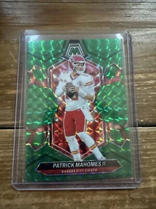 2024 Panini Mosaic Patrick Mahomes II Green Prizm Chiefs  - Bild 1 von 2