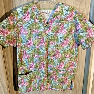 White Swan Pink/Green Leaf Print Womens Cotton Scrub Top Size Small - Picture 1 of 6