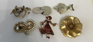 Lot Of Vintage Brooches Gold Filled Sterling Silver And More - Picture 1 of 4