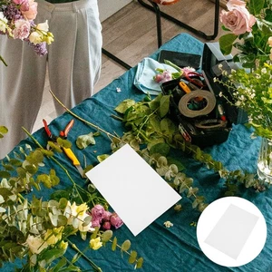  Envoltura de papel de seda con patrón de flores de 200 piezas para envolver ramos blancos - Imagen 1 de 20