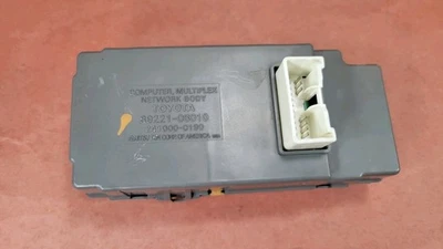 Toyota Sienna Multiplex 2001-2003 módulo de control de carrocería de integración 89221-08010 Foto 1 de 4
