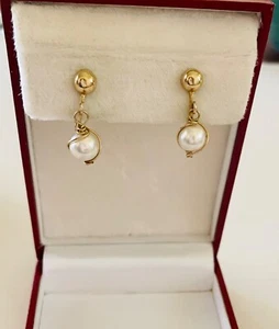Sarah Coventry Pearl Drop Earrings Wire-Wrapped White Faux Pearl Drop Gold Tone - Picture 1 of 4