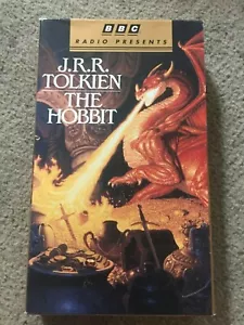 J.R.R TOLKIEN- THE HOBBIT- AUDIOBOOK- 4 CASSETTE- COMPLETE- BBC RADIO - Imagen 1 de 3