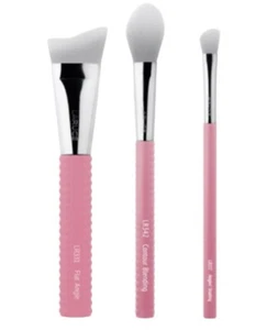 Laruce Beauty 3-Piece Contour Brush Set with @ServicedbyE Limited Edition Pouch - Picture 1 of 2