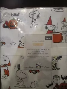 Pottery Barn Peanuts Snoopy & Friends Halloween twin sheet set New - Picture 1 of 2